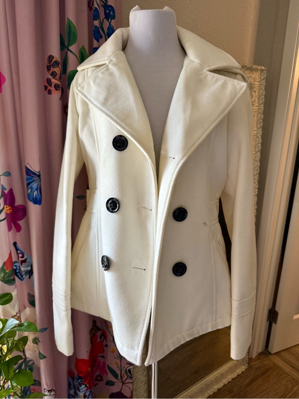 American Rag Ivory Peacoat – Size Large | Double Breasted Hooded Coat